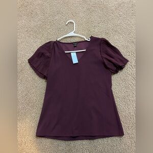 NWT Ann Taylor Petite Pleated Flutter Sleeve top in plum, XSP